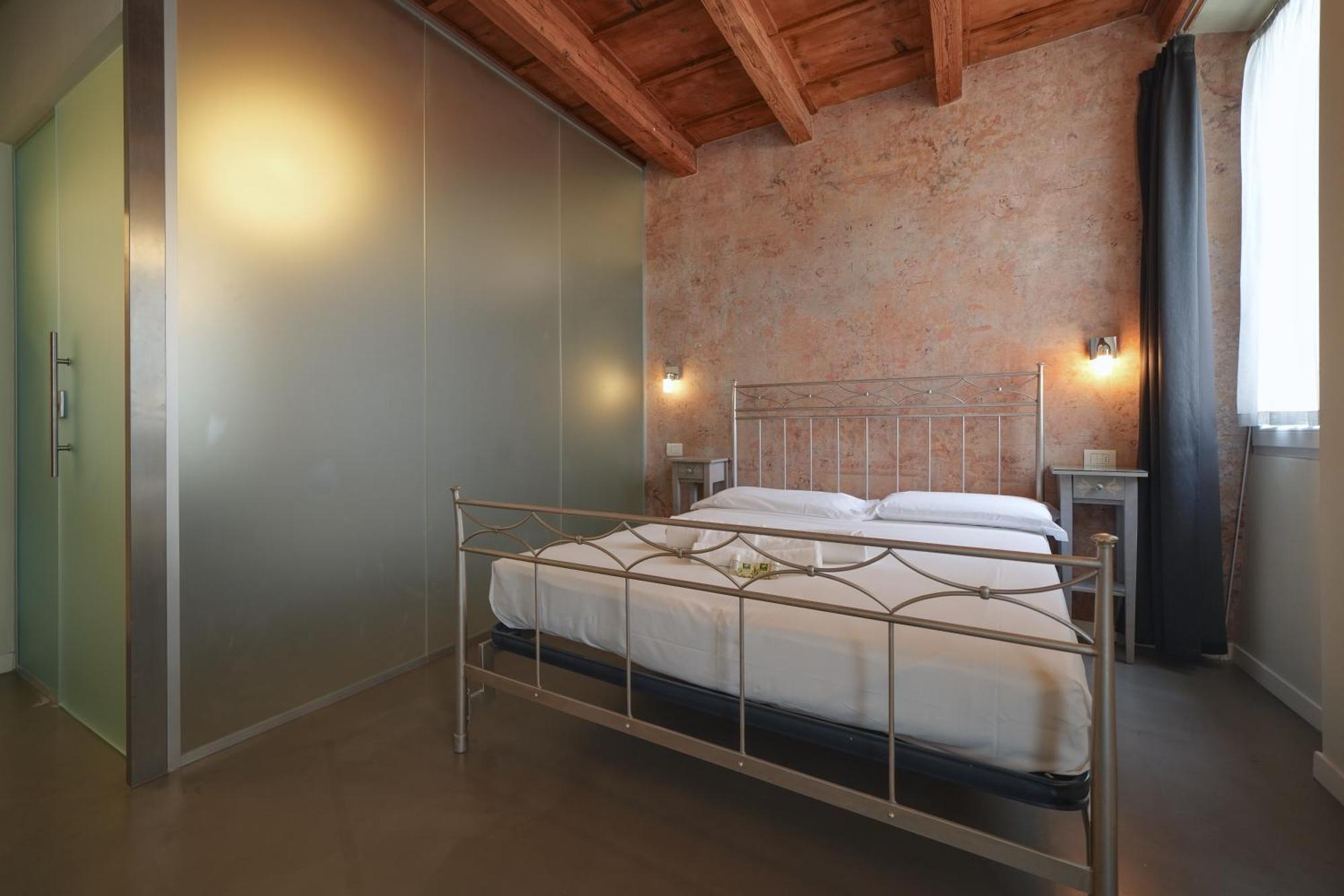 Palazzo Di Giulietta - Juliet'S Palace Verona Dış mekan fotoğraf