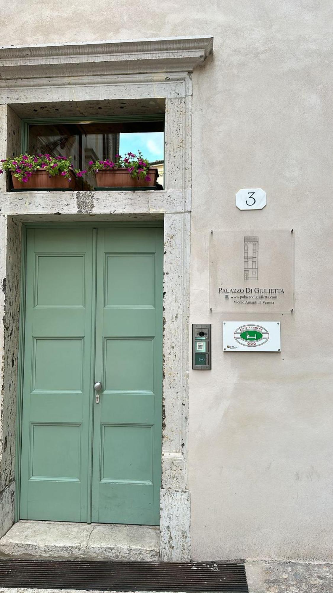 Palazzo Di Giulietta - Juliet'S Palace Verona Dış mekan fotoğraf